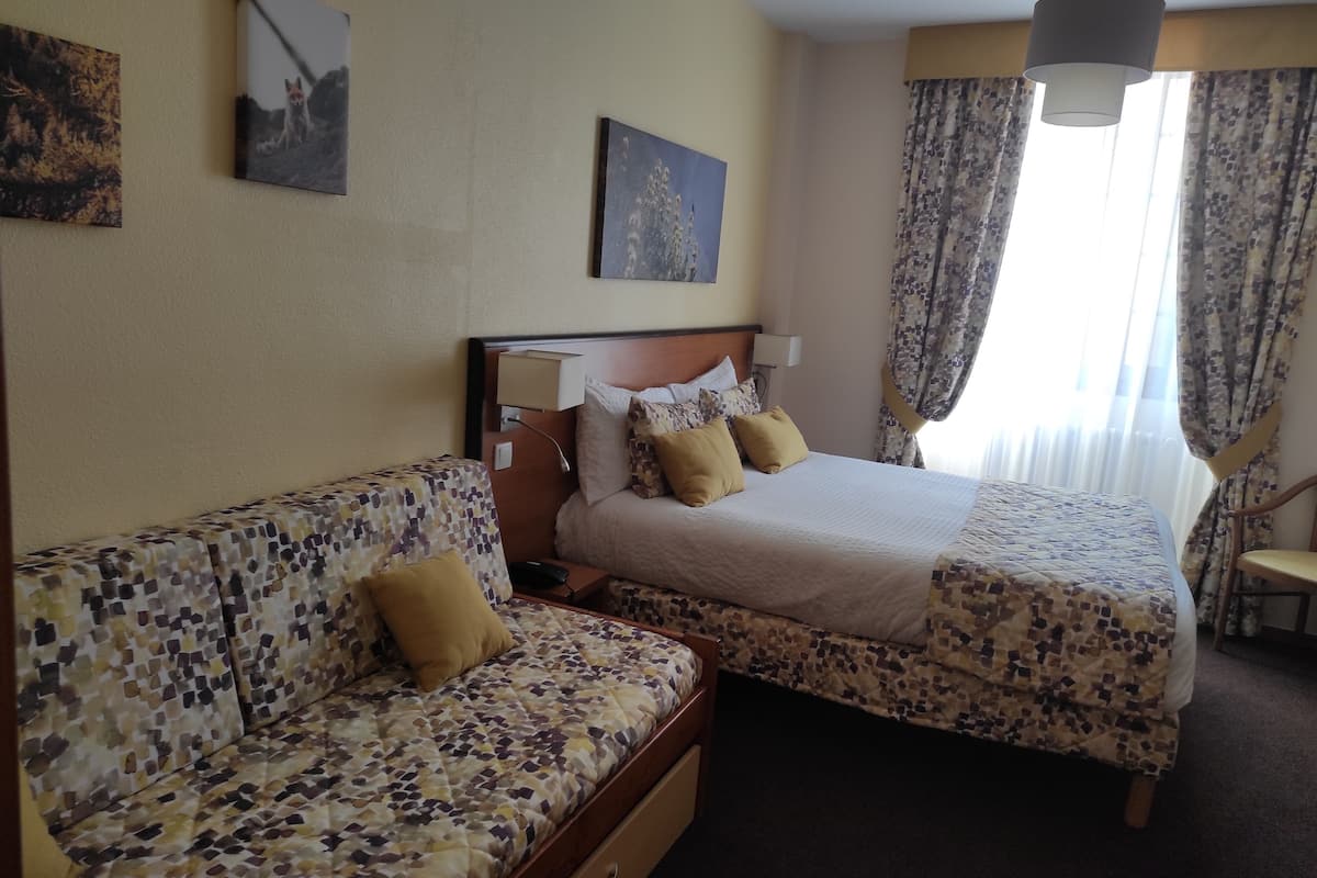 premium bedding, minibar, in-room safe, individually decorated