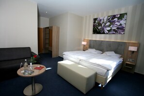 Décoration personnalisée, ameublement personnalisé, bureau