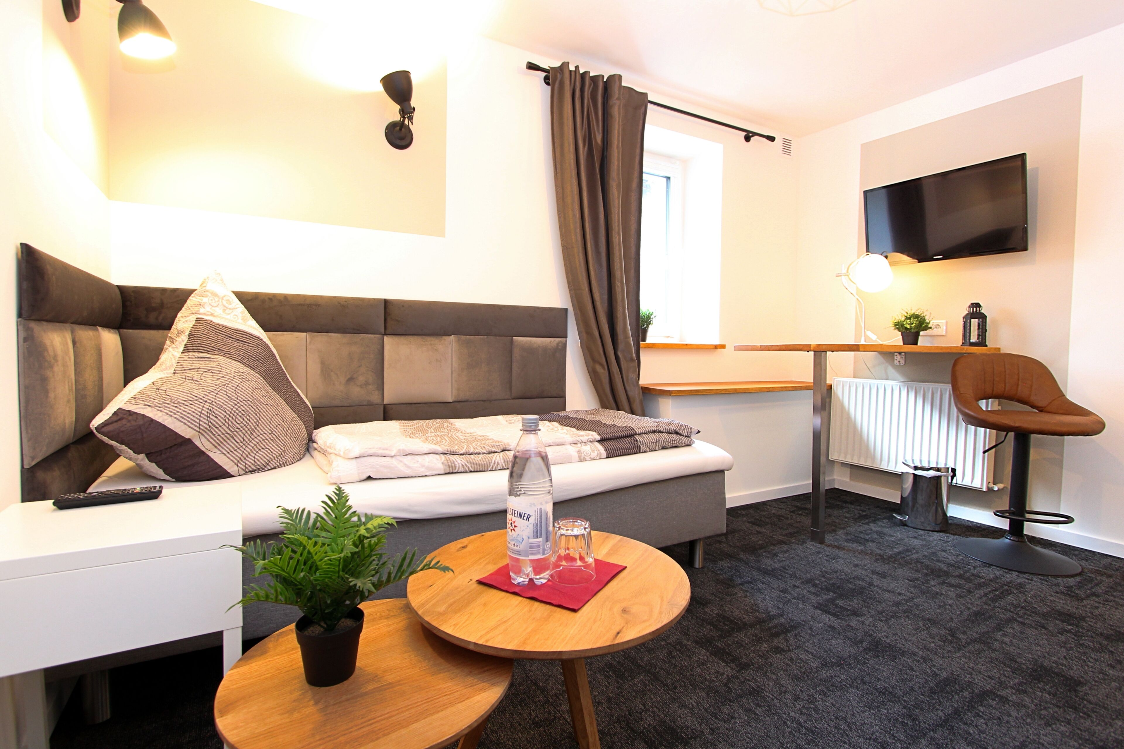 single room | individually furnished, free wifi