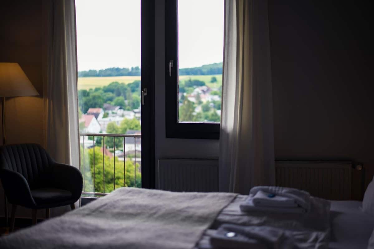 desk, cots/infant beds, free wifi, bed sheets