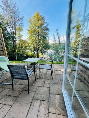 Double Room, Patio (Small) | Desk, blackout curtains, free WiFi, bed sheets - Strandhotel Vier Jahreszeiten Buckow (Buckow)