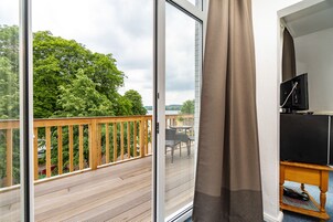 Standard Single Room, 1 Twin Bed, Balcony, Lake View | Balcony