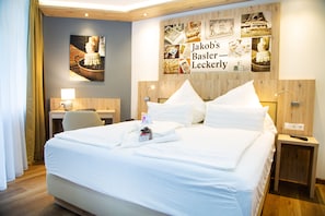 Deluxe Studio, 1 Bedroom | Premium bedding, in-room safe, desk, free WiFi - Fini Resort Badenweiler (Badenweiler)