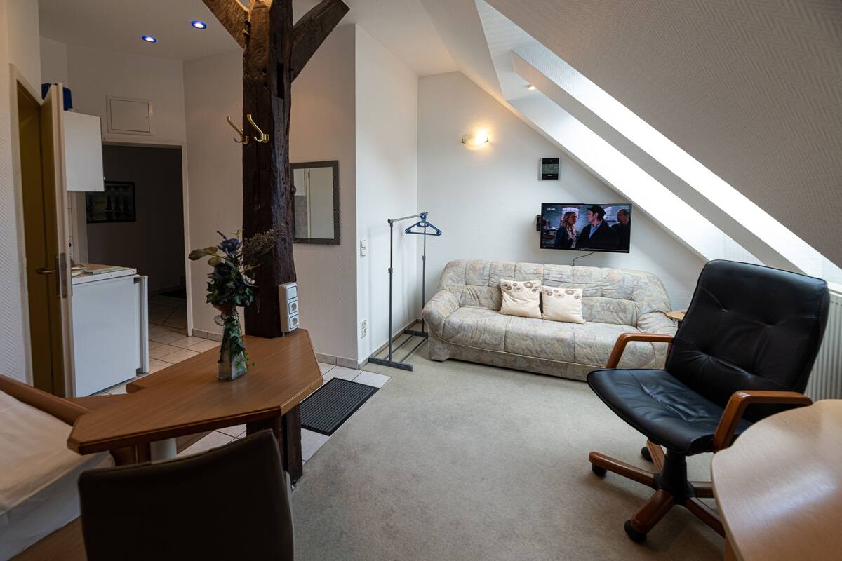 1 bedroom, in-room safe, desk, laptop workspace