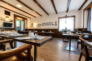 Gratis frukostbuffé varje dag