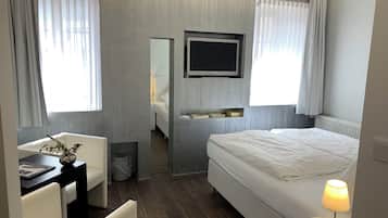 Standard Double Room | Soundproofing, iron/ironing board, free WiFi, bed sheets