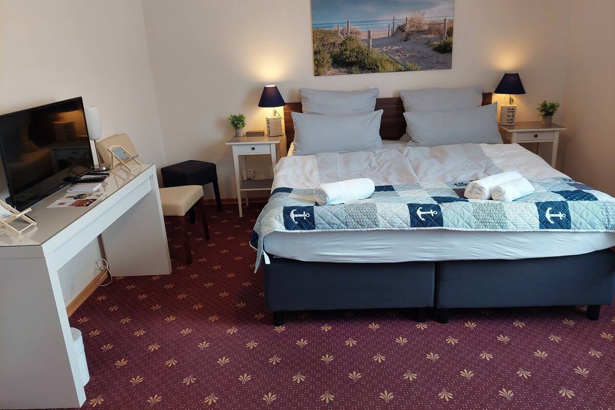 Double Room, Bathtub