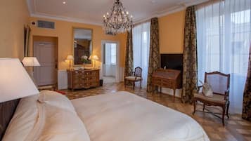 Superior Room | Premium bedding, in-room safe, individually decorated