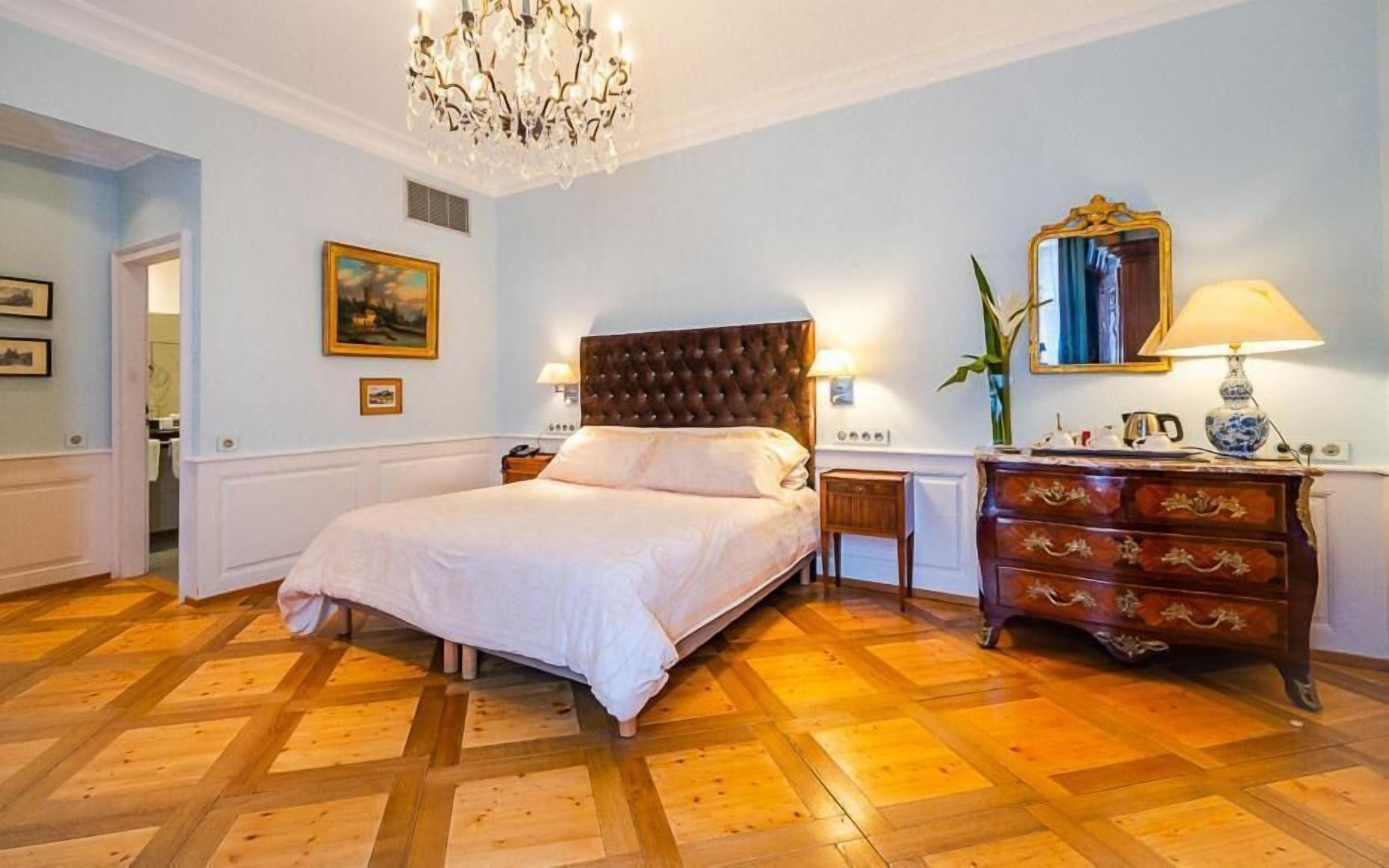 Suíte | Roupas de cama premium, cofres nos quartos, individualmente decorados