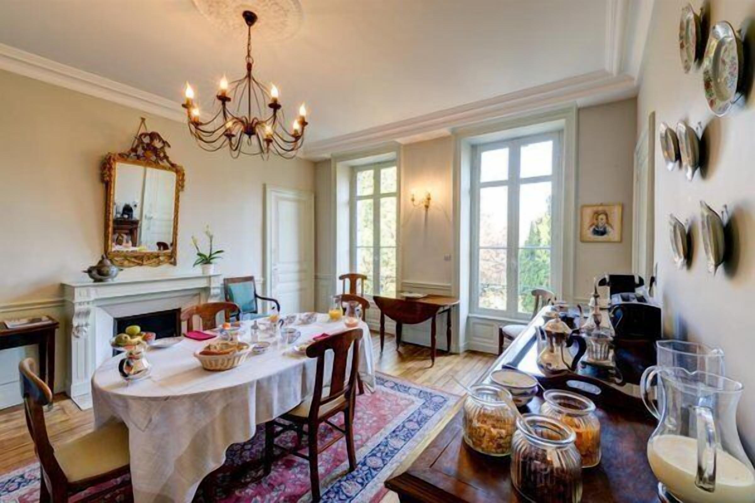 Petit déjeuner continental compris tous les jours