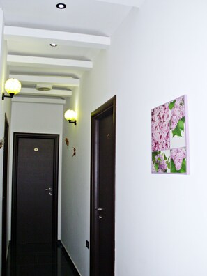 Interior entrance - Hotel Jolly (Tirana)