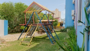 Ărea de juegos infantiles al aire libre