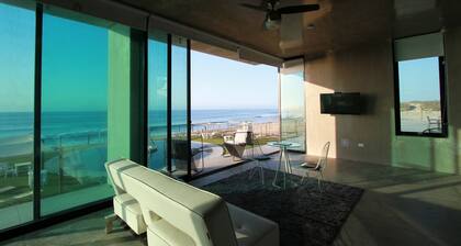 Vidasoul Hotel and Crossroads Country Club Restaurant