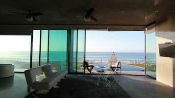 Suite estudio de luna de miel, vista al mar | Sábanas de algodón egipcio, ropa de cama de alta calidad y edredón