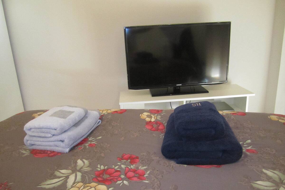 Deluxe Apartment, 2 Bedrooms | WiFi (free)