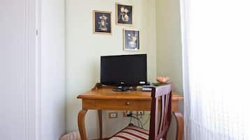 Individually decorated, individually furnished, soundproofing, free WiFi