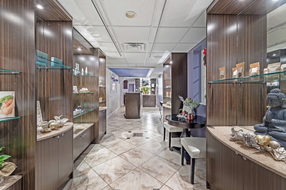 John Carver Inn & Spa by null