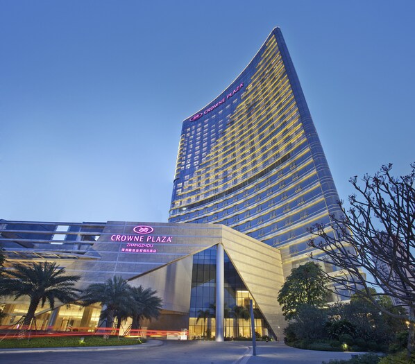 Exterior - Crowne Plaza Zhangzhou by IHG (Zhangzhou)