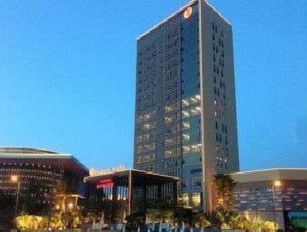 Experience panoramic views of the city from this contemporary hotel's glass facade.