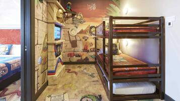1 bedroom, minibar, in-room safe, individually furnished