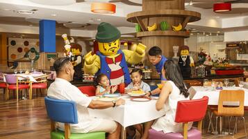 3 ๊ฐ์ ๋ ์คํ ๋, ์์นจ ์์ฌ ์ ๊ณต