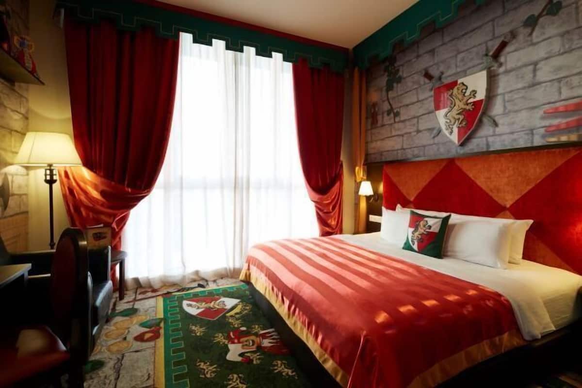 1 bedroom, minibar, in-room safe, individually furnished