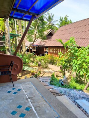 Superior Twin Room, 2 Twin Beds | Terrace/patio