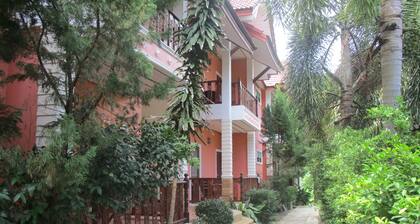 Lanta Nature House