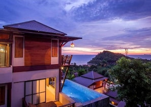 2 Bedrooms Pool Villas Sea View | Vue sur la plage/lâocĂ©an