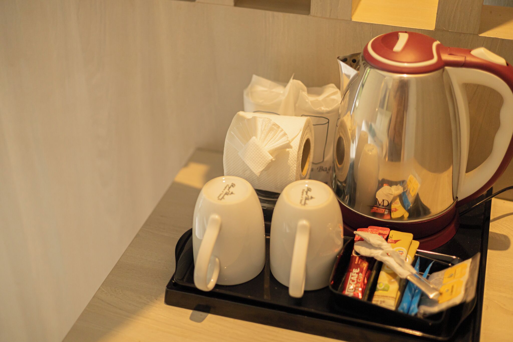 grand cottage | desk, blackout curtains, free wifi, bed sheets