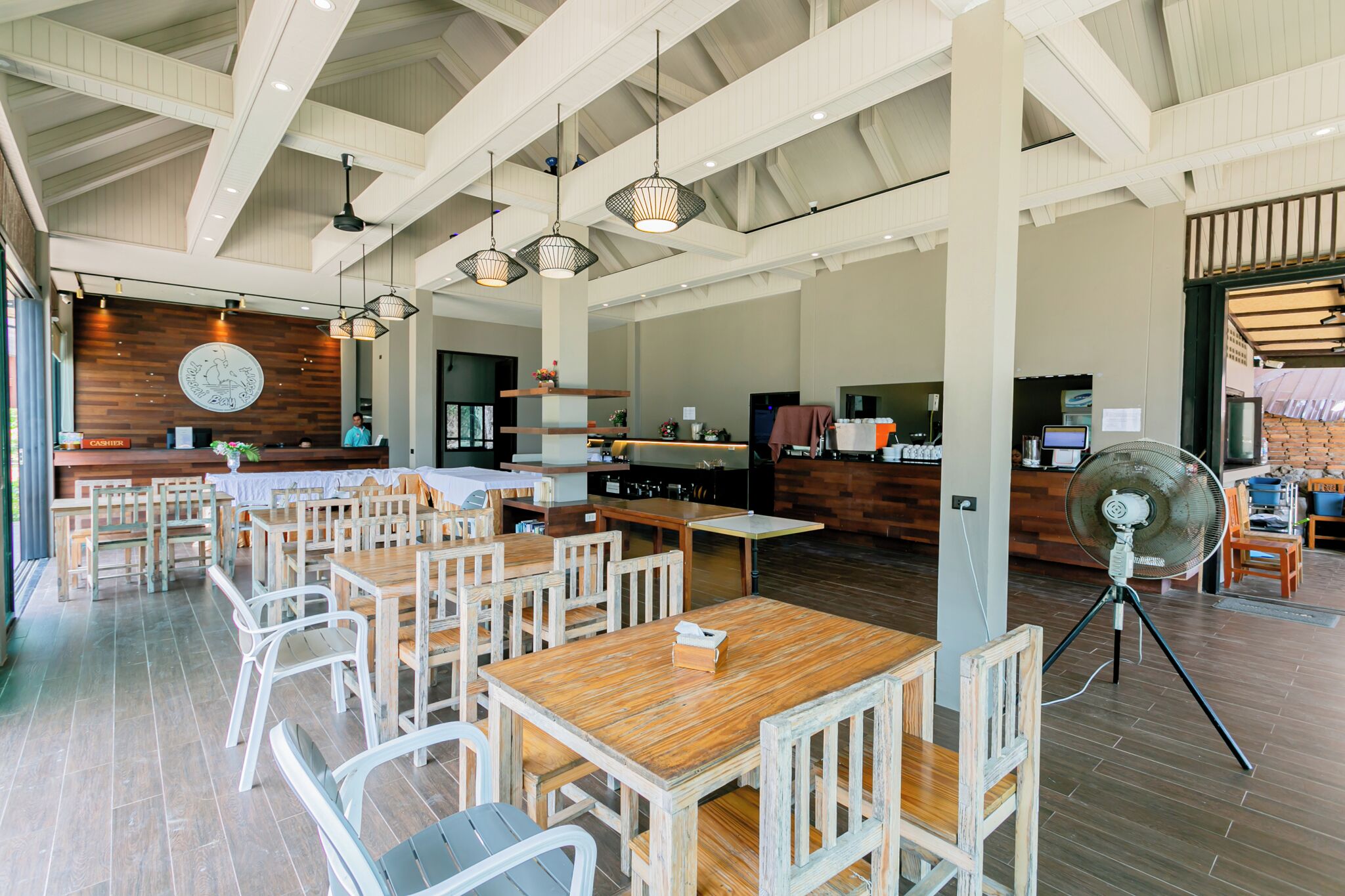 breakfast, lunch, dinner served; thai cuisine