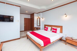 Deluxe Triple Room | Blackout curtains, soundproofing, free WiFi, bed sheets - OYO 385 Aonang President Hotel (Krabi)
