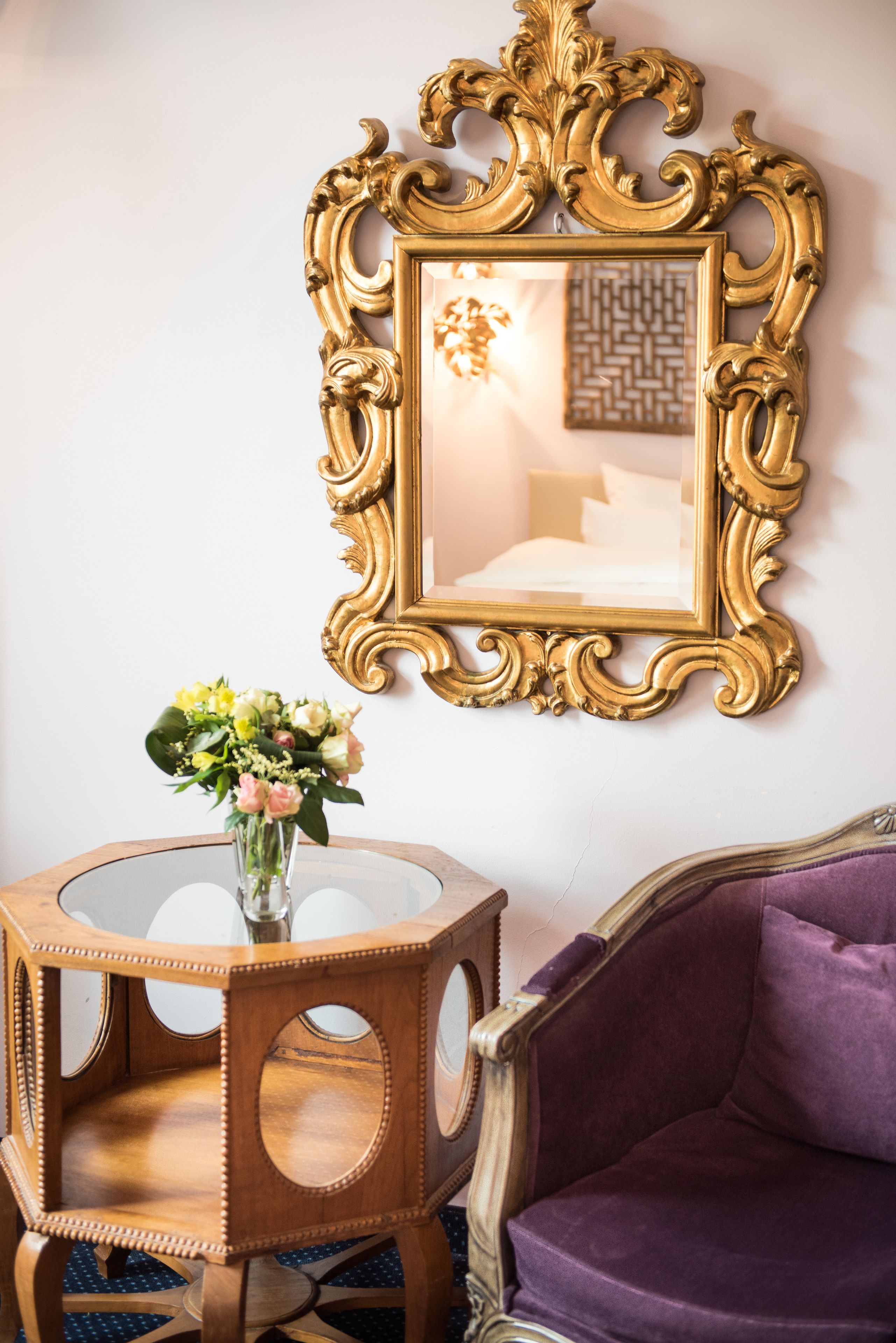 double room single use | living area | tv