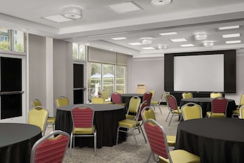 Meeting space at Hampton Inn & Suites Orlando-North/Altamonte Springs