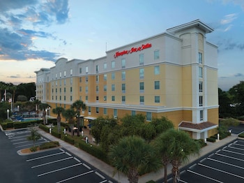 Hotel Exterior at Hampton Inn & Suites Orlando-North/Altamonte Springs
