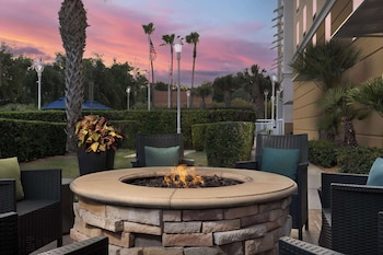 Hotel Exterior at Hampton Inn & Suites Orlando-North/Altamonte Springs