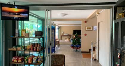 Tharapark View Hotel