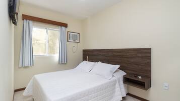 Quarto casal | 1 quarto, cortinas blackout, Wi-Fi de cortesia, roupa de cama