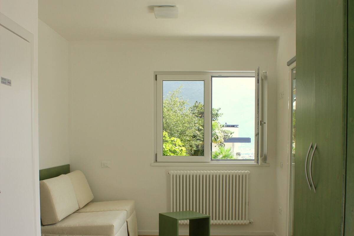 Down duvets, minibar, in-room safe, free WiFi