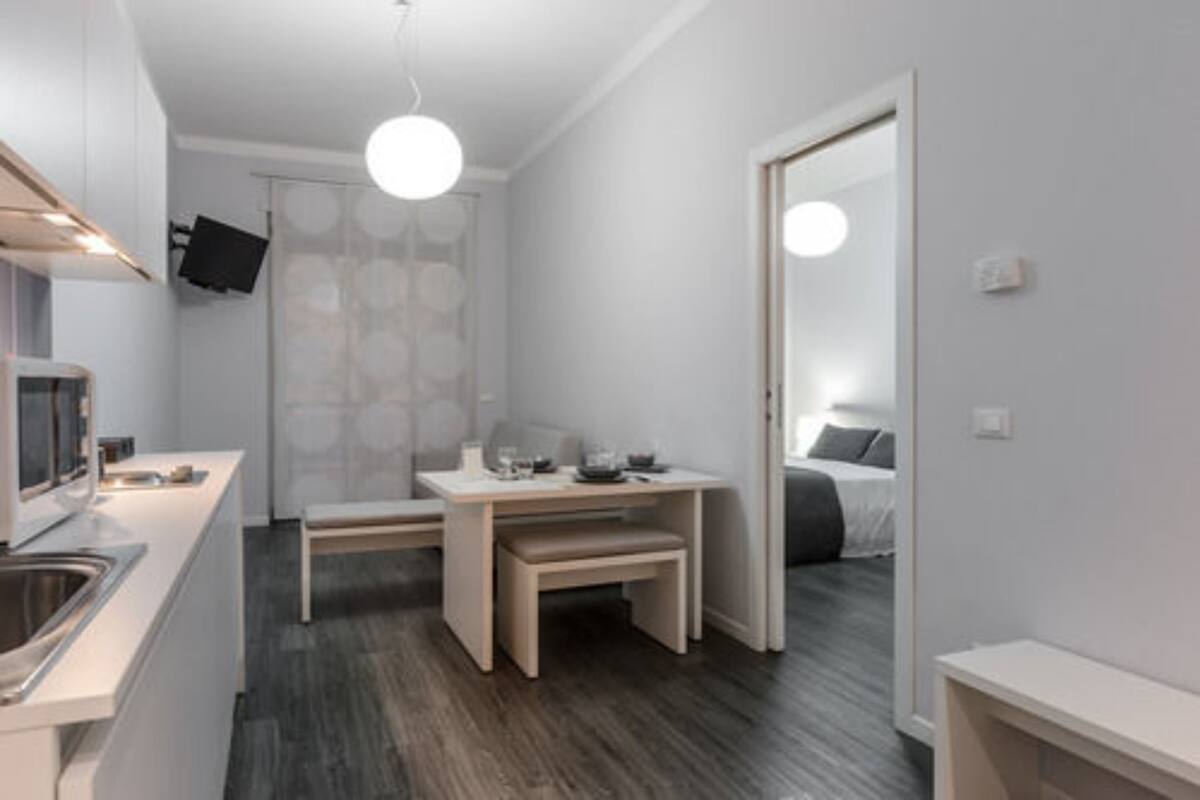 Apartemen, 1 kamar tidur | Seprai premium, selimut bulu angsa, brankas, dan tirai kedap cahaya