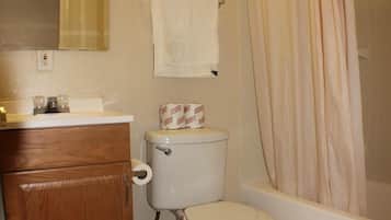 淋浴/盆浴组合、毛巾