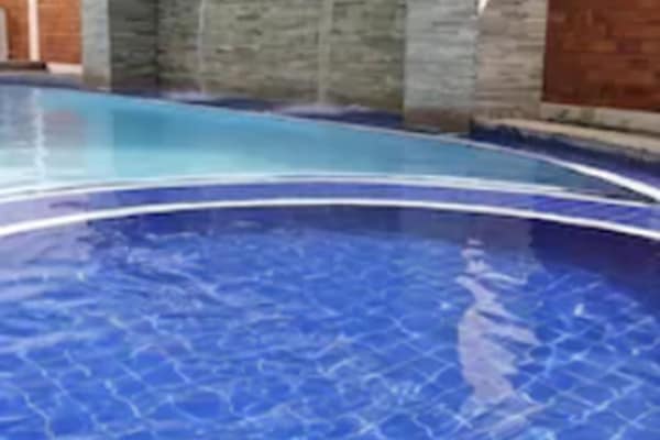 Kolam renang outdoor