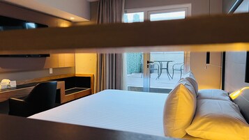 Suite, 1 King Bed, Non Smoking, Terrace | Down comforters, memory foam beds, in-room safe, individually furnished