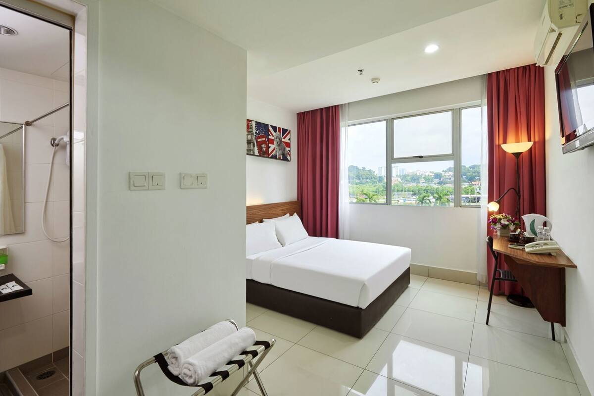 Individually furnished, desk, blackout drapes, soundproofing