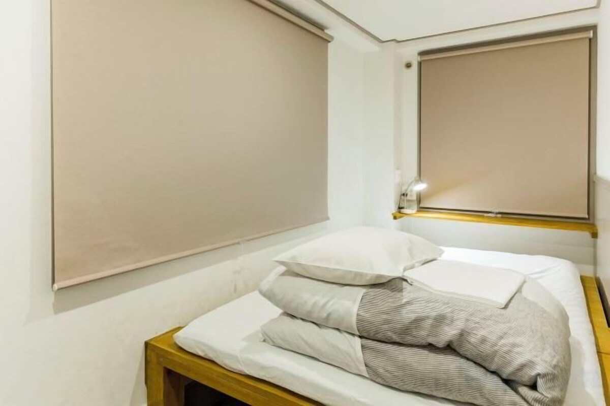 Double Room with Shared Bathroom