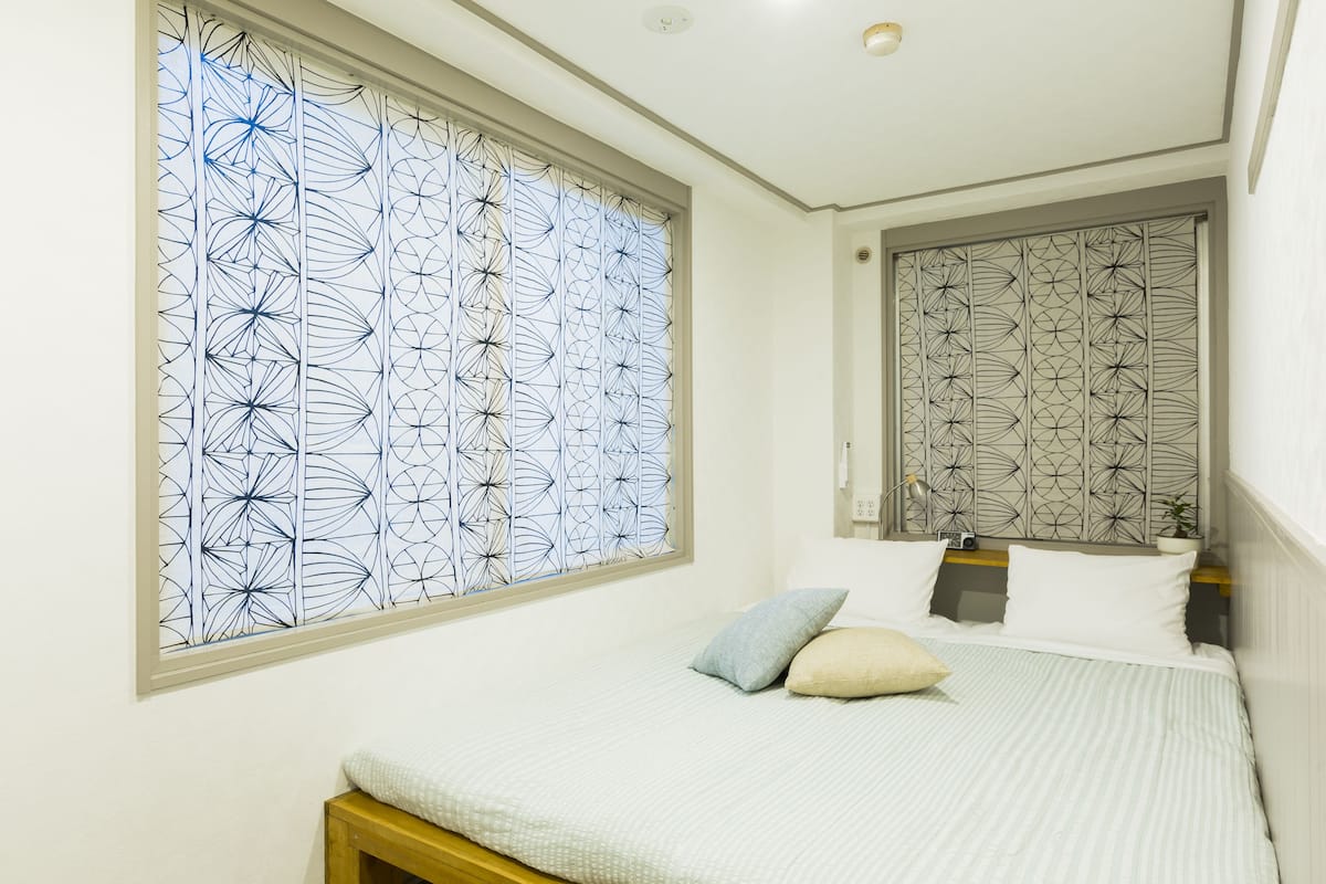 Basic Double Room, 1 Double Bed, Non Smoking, Shared Bathroom | Down comforters, desk, iron/ironing board, free WiFi