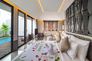 Vila lua de mel, 1 quarto, piscina particular (Free Afternoon Tea & Welcome Massage) | 1 quarto, roupas de cama premium, frigobar (abastecido com itens grátis)