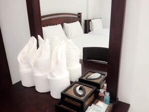 Room - Na Chaidej Hotel (Surat Thani)