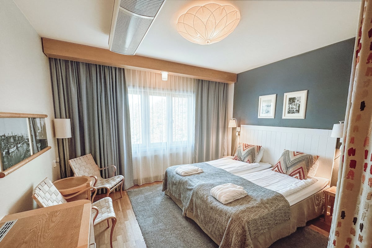 In-room safe, desk, laptop workspace, iron/ironing board