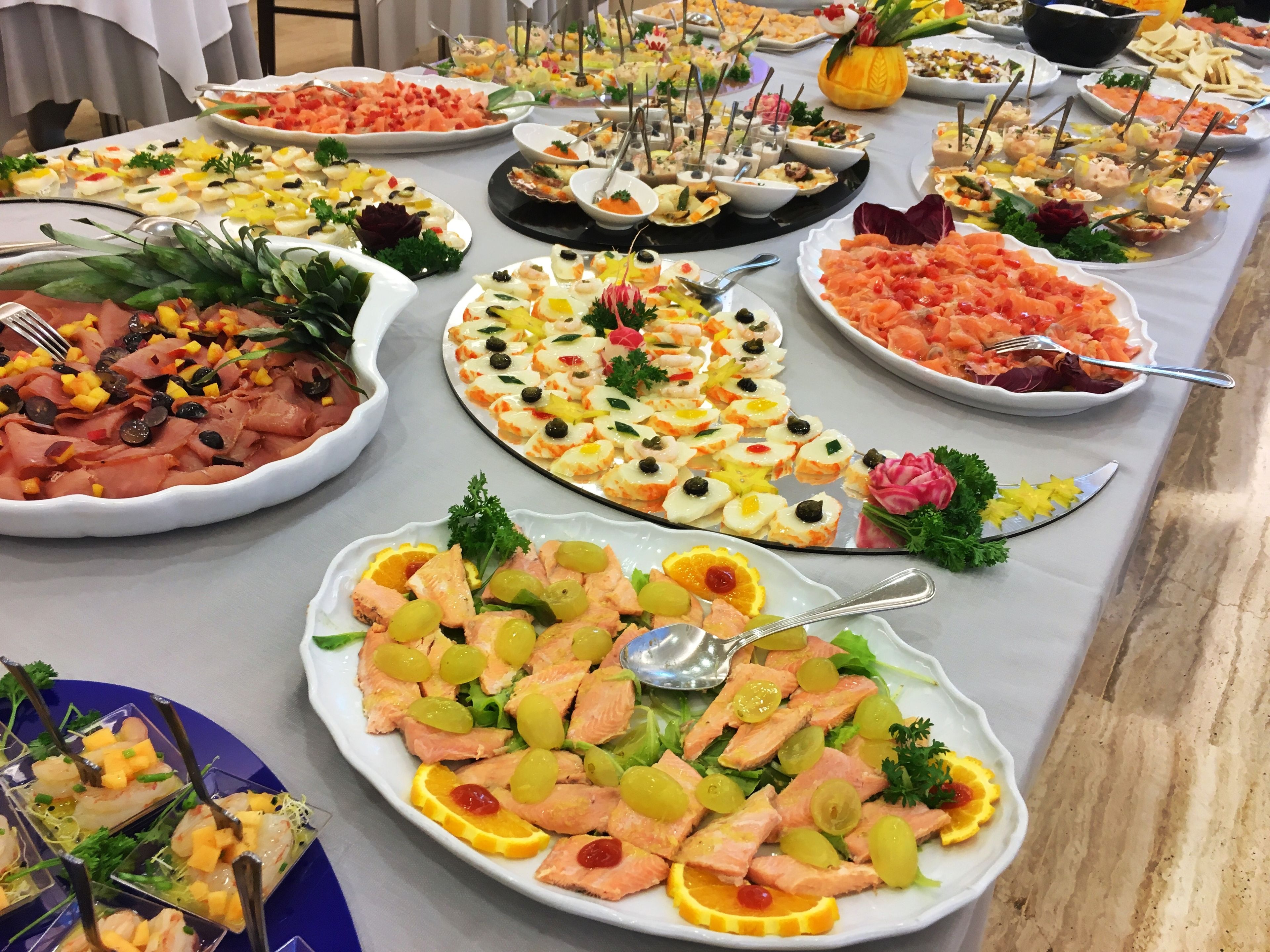 breakfast, lunch, dinner served; local and international cuisine